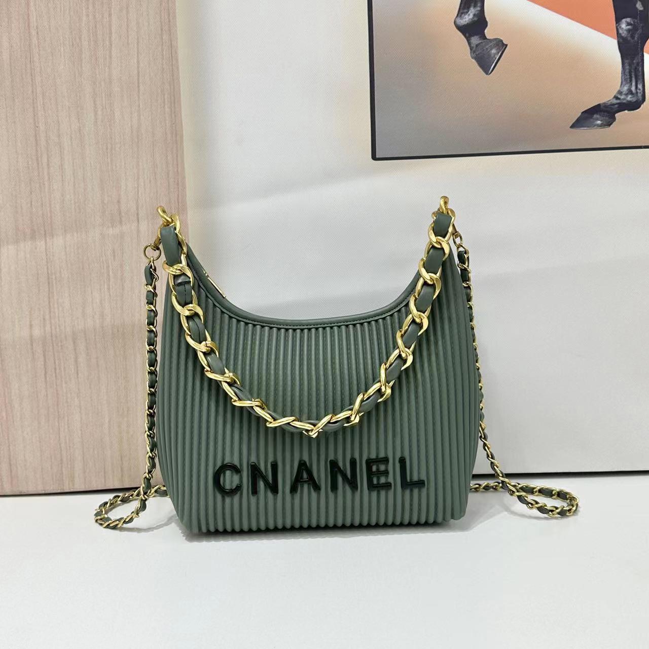 Chanel Hand Bag Olive Green 27 cm حقيبة شانيل هاند باج أخضر زيتوني