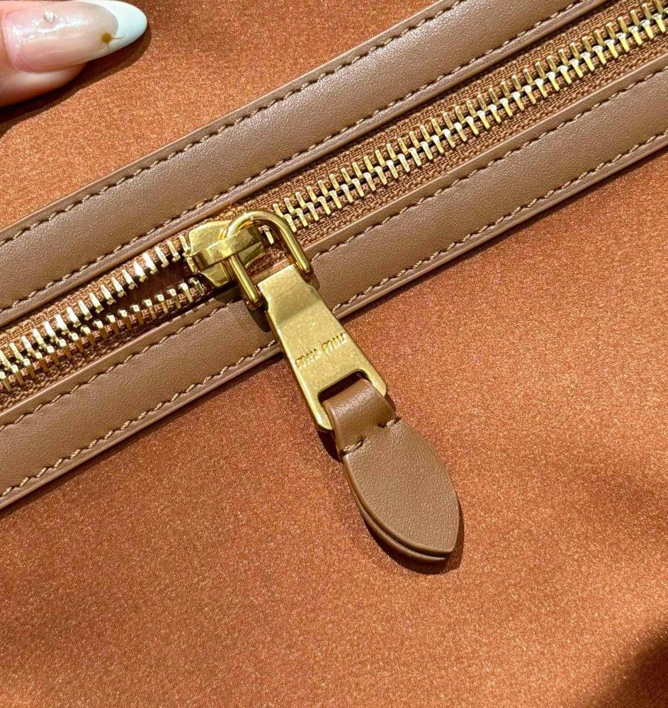 Miu Miu Beau Bown ميو ميو باو بني