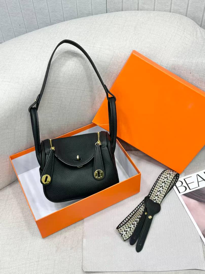 Hermes Mini Lindy 20 cm Blk