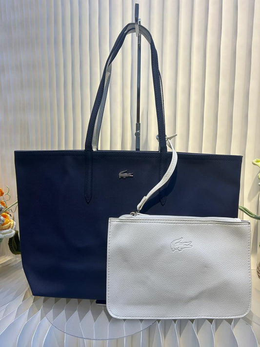 LACOSTE Anna Reversible Tote With Pouch Blue White 46 cm حقيبة لاكوست آنا القابلة للعكس مع حقيبة صغيرة قابلة للفصل أزرق أبيض